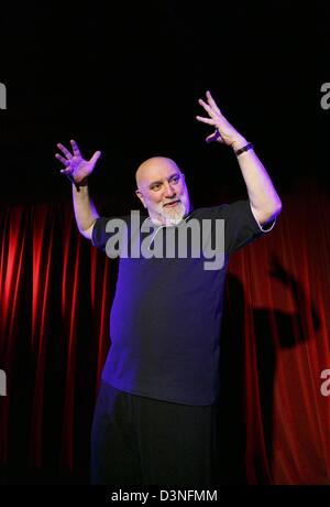 Alexei Sayle al Soho Theatre di Londra W1 nel 2013 Foto Stock