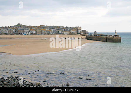 L'area del porto a St Ives sulla North Cornwall coast. Foto Stock