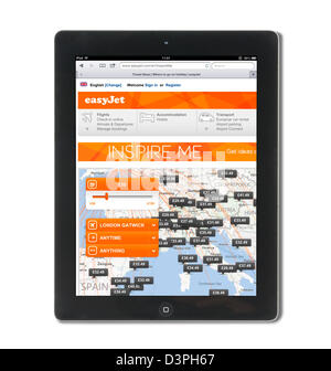 Il sito easyjet.com visualizzati su una quarta generazione di Apple computer tablet iPad Foto Stock