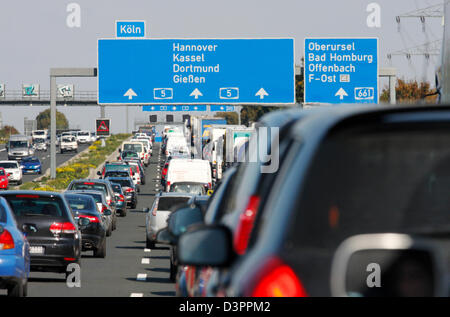 Frankfurt am Main, Germania, un ingorgo sull'autostrada A5 Foto Stock