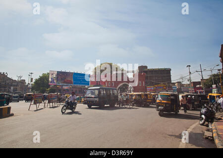 Scena di strada in una città, Amritsar Punjab, India Foto Stock