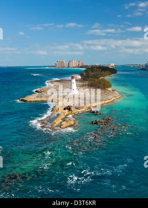 Punta di Paradise Island, con faro, a Nassau, Bahamas Foto Stock