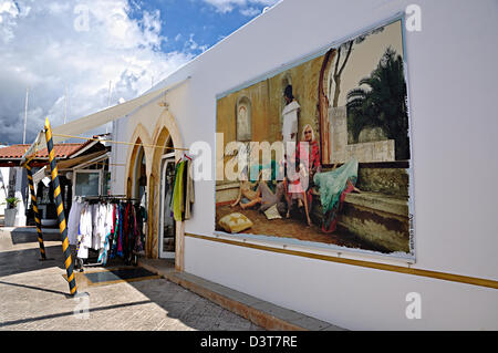 Faro in Marina Botafoch port. La città di Ibiza, Isole Baleari, Spagna Foto Stock