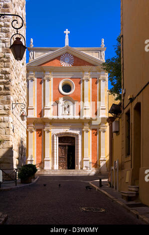 Antibes, la facciata della cattedrale dell'Immacolata Concezione. Foto Stock