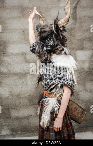 Trangas sono uno dei più carattere rappresentativo del carnevale. Il carnevale di Bielsa, Aragona, Spagna Foto Stock