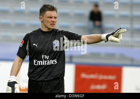 Portiere e Amburgo esordiente Frank Rost gesti durante la partita Amburgo vs. Iran del Dubai Football Challenge 2007 al Al Maktoum Stadium di Dubai, Emirati arabi uniti, lunedì 08 gennaio 2007. È la sua prima partita di Amburgo. Foto: Daniel Karmann Foto Stock