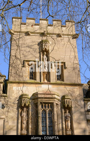 Particolare della facciata della chiesa di St John's College da St Giles Oxford Inghilterra REGNO UNITO Foto Stock