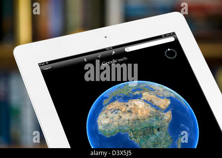 Google Earth visualizzati su una quarta generazione di iPad Foto Stock