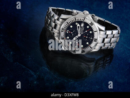 OMEGA Gents 300 M Cronografo orologio subacqueo Foto Stock