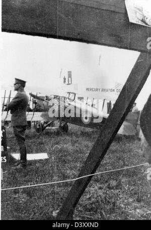 Lo SPAD VII, un aereo da caccia biplano francese della prima guerra mondiale, è noto per la sua efficacia in combattimento. Fu uno dei velivoli di maggior successo del suo tempo, ampiamente utilizzato dal servizio aereo francese e dalle forze alleate durante il conflitto. Foto Stock