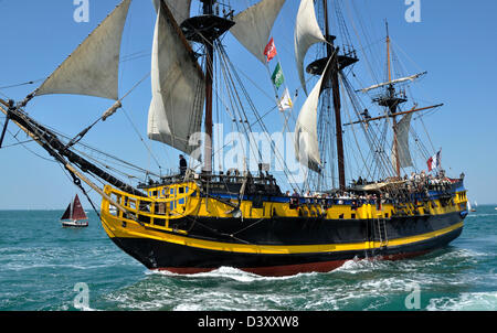 Etoile du Roy (nome iniziale : Il Grand Turk) tre-masted frigate (St Malo porto), a vela nella Baia di Quiberon. Foto Stock