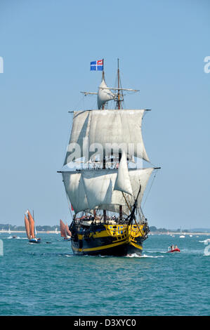 Etoile du Roy (nome iniziale : Il Grand Turk) tre-masted frigate (St Malo porto), a vela nella Baia di Quiberon. Foto Stock