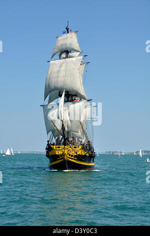 Etoile du Roy (nome iniziale : Il Grand Turk) tre-masted frigate (St Malo porto), il battello lasciò il Golfo di Morbihan. Foto Stock