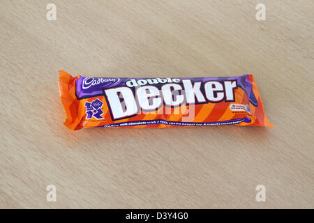 Cadbury's Double Decker barra di cioccolato Foto Stock