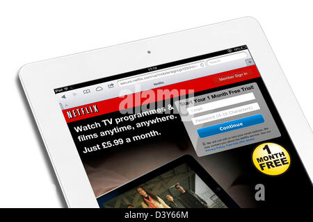 Pagina di iscrizione sul Regno Unito sito Netflix, il servizio di streaming di video, visualizzati su una quarta generazione di iPad, REGNO UNITO Foto Stock