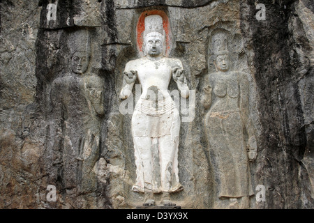 Rock figure a Buduruwagala, Sri Lanka Foto Stock