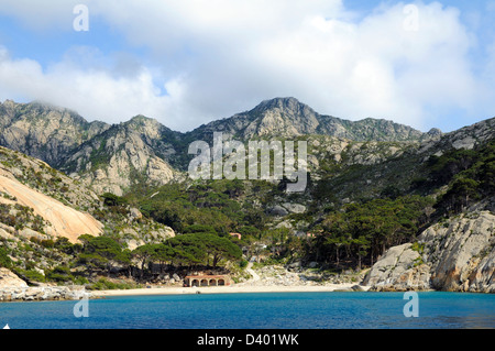 Italia Toscana Isola di Montecristo cala maestra Parco Nazionale Arcipelago Toscano Foto Stock