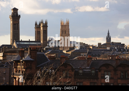 Una vista sopra i vecchi tetti della città di Glasgow, Scotland, Regno Unito Foto Stock