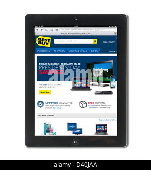 Shopping online su Best Buy website, visti su un iPad 4, STATI UNITI D'AMERICA Foto Stock