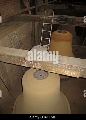 Fabbricazione di nuove campane per i 850 anni della Cattedrale di Notre Dame de Paris,fonderia di campane,Cornille-Havard,Villedieu-les-Poeles,Manche Foto Stock