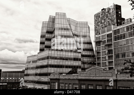 Frank Gehrys IAC palazzo visto dalla linea alta, Meatpacking District di New York Foto Stock