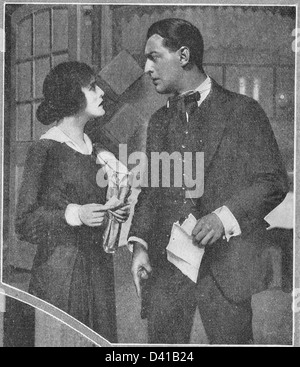 Edith Taliaferro e Otto Kruger in Captain Kidd, Jr a Cohan e Haris's Theatre, Broadway, New York City, circa 1913 Foto Stock