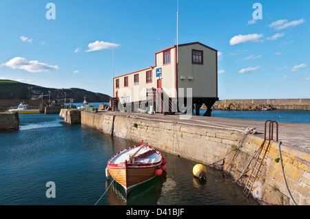 La Scozia, Scottish Borders, St. Abbs Porto, Stazione di salvataggio Foto Stock