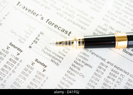 Meteo giornale con penna Foto Stock