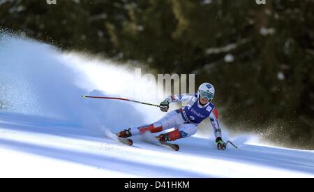 Garmisch, Germania. 1 marzo 2013. Tina Weirather dal Liechtenstein in azione a la donna Super G gara di Coppa del Mondo di Sci Alpino a Garmisch-Partenkirchen in Germania, 01 marzo 2013. Foto: KARL-JOSEF HILDENBRAND/dpa/Alamy Live News Foto Stock