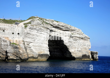 Arco in rocce di Bonifacio, Francia Foto Stock