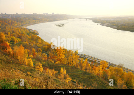 Autunno dorato a Nizhny Novgorod in Russia Foto Stock