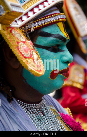 Athachamayam è una fiesta culturale che offre una rara opportunità di testimonianza quasi tutti i folk forme d'arte del Kerala. Foto Stock