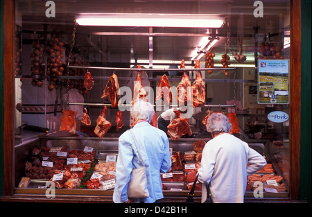 Tradizionale negozio di macellaio in Bath Somerset REGNO UNITO Foto Stock