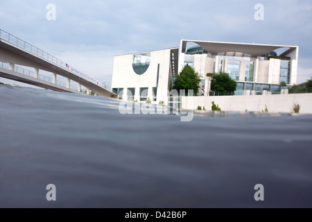 Berlino, Germania, onde di Spree prima della Cancelleria federale Foto Stock