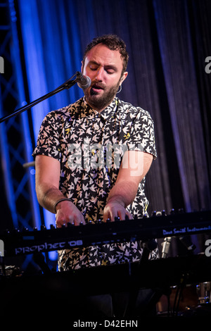 Febbraio 28, 2013 - Le indie rock band locale nativi suona presso il Tunnel Club di Milano, Italia Foto Stock