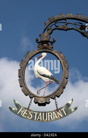 Guild sign in Riquewihr in Alsazia, Francia Foto Stock