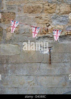 Piccola e solitaria union jack flag Foto Stock