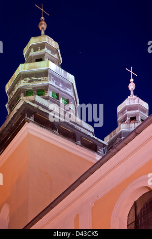 Chiesa. San Lorenzo a Glucholazy di sera Foto Stock