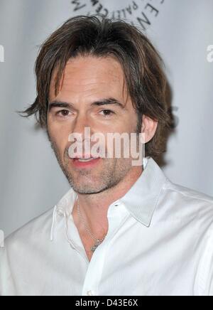 Billy Burke presso gli arrivi per pannello di rivoluzione al trentesimo Paleyfest annuale William S. Paley Television Festival - PALEYFEST 2013, Saban Theatre di Los Angeles, CA il 2 marzo 2013. Foto di: Dee Cercone/Everett Collection Foto Stock