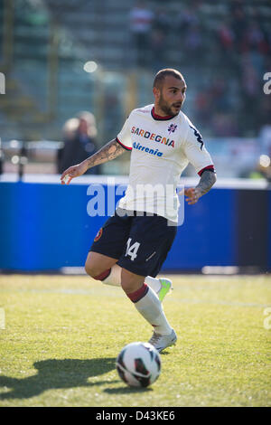 Francesco Pisano (Cagliari), 3 marzo 2013 - Calcio : Italiano 'Serie A' match tra Bologna 3-0 Cagliari a Stadio Renato Dall'Ara di Bologna, Italia. (Foto di Maurizio Borsari/AFLO) Foto Stock