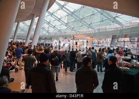 Il Brooklyn Museum Target primo Sabato notte Foto Stock