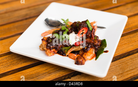 Gamberi fritti in thai pasta di peperoncino Salsa cibo tailandese Foto Stock