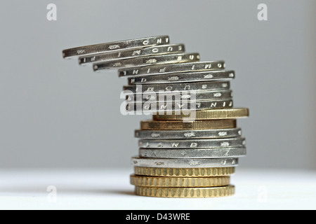 Torre da conio di monete metalliche in euro Foto Stock