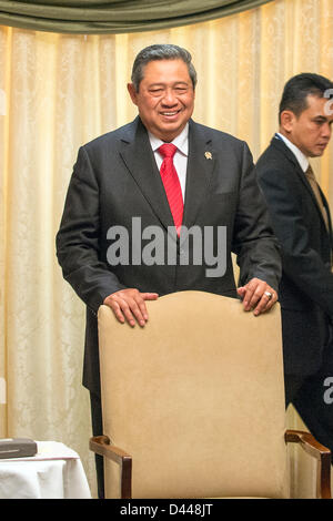 Berlino, Germania. 4 Marzo, 2013. Il Ministro degli esteri tedesco Guido Westerwelle incontra oggi il presidente indonesiano Susilo Bambang Yudhoyono presso l'Hotel Adlon per colloqui politici. Il focus della riunione sono un ulteriore sviluppo delle relazioni bilaterali e le ultime questioni regionali e internazionali. Credits: Credito: Gonçalo Silva / Alamy Live News. Foto Stock