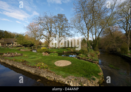 Diverse viste del villaggio storico in Cotswolds chiamato Bibury .Tourist Hotspot in Cotswolds vicino alla città chiamato Cirencester Foto Stock