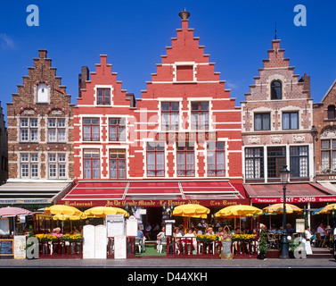 Ristoranti nella Grand Place, Bruges, Belgio Foto Stock