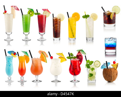 Set di soft cocktail e long drink ind davanti a uno sfondo bianco Foto Stock