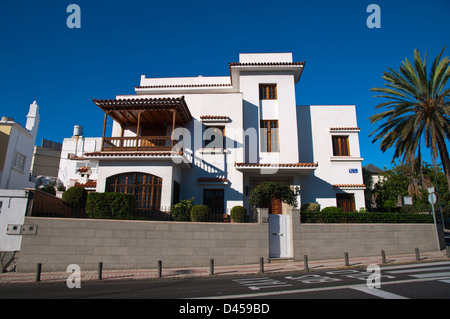 Villa residenziale El Ciudad Jardin il Quartiere Giardino Las Palmas de Gran Canaria città Gran Canaria Island Spagna Foto Stock