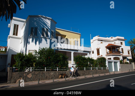 Case lungo Calle Pio XII street El Ciudad Jardin il Quartiere Giardino Las Palmas de Gran Canaria città Gran Canaria Spagna Foto Stock