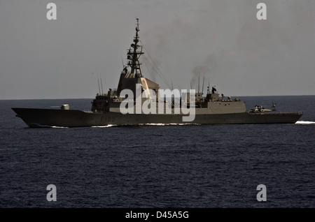 La marina spagnola frigate SPS Blas de Lezo transita il oceano Atlantico. Foto Stock